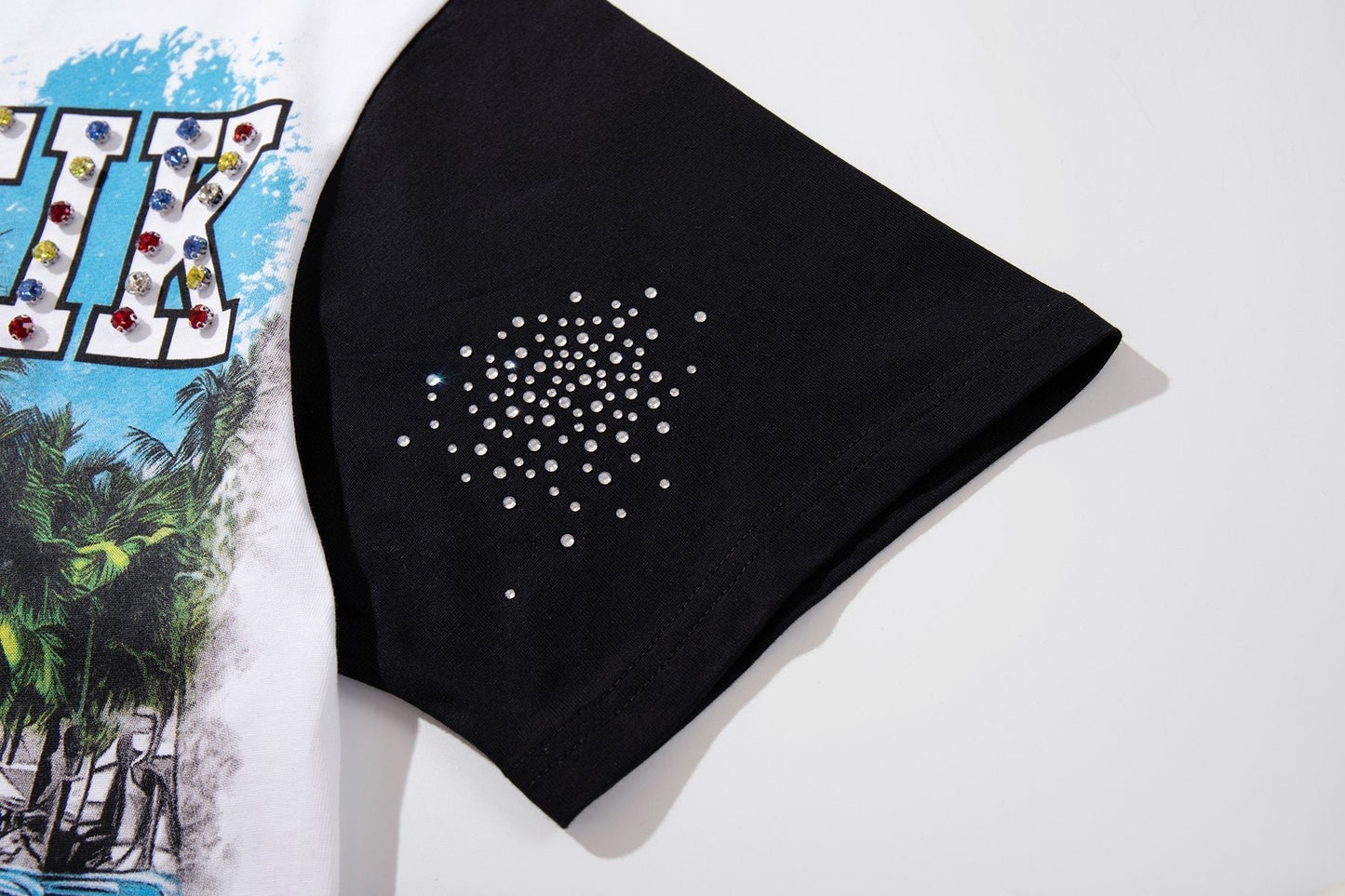 MAJESTIK Car Graphic Zip-Front Short-Sleeve T-Shirt ¡ª detail
